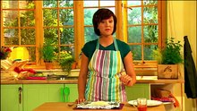 Cbeebies I Can Cook Spicy Baked Wraps 1x17...mp4