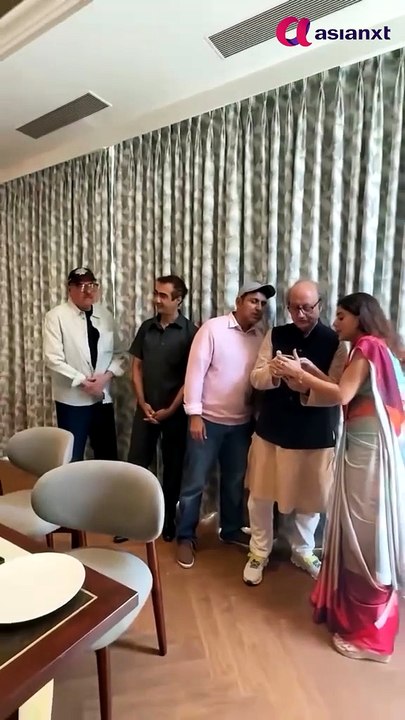 Anupam Kher and his gang, 150M BTS