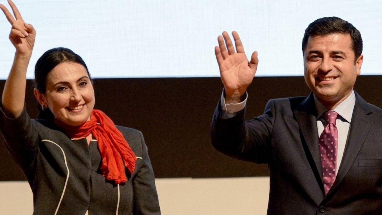 Meral Danış Beştaş: Demirtaş ve Yüksekdağ'a siyasi yasak olmayacak