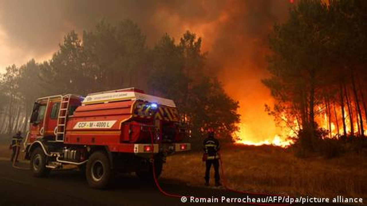 France's firefighters on the wildfire frontline