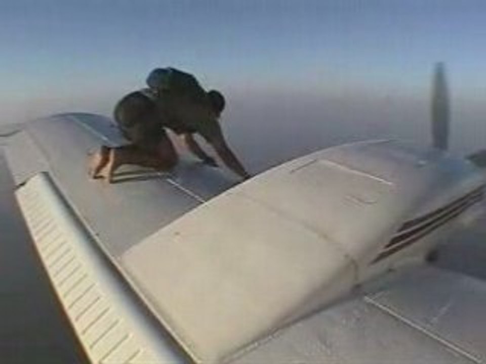 SAUT EXTREME