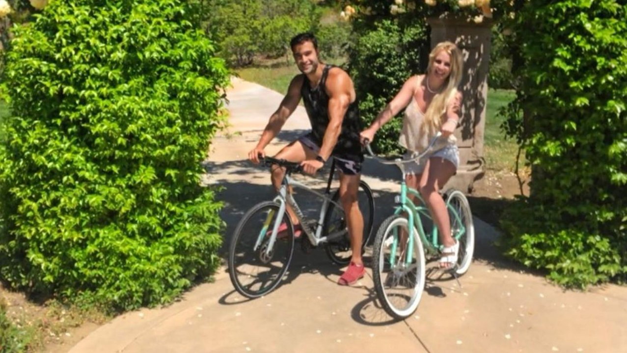 La contundente respuesta del novio de Britney Spears a una fan asustada por la cantante