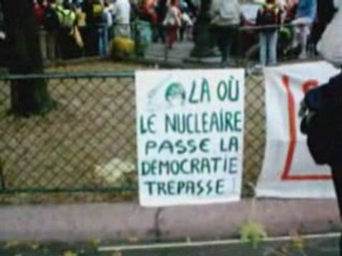 Manif Anti-nucléaire Paris 14/07/2008