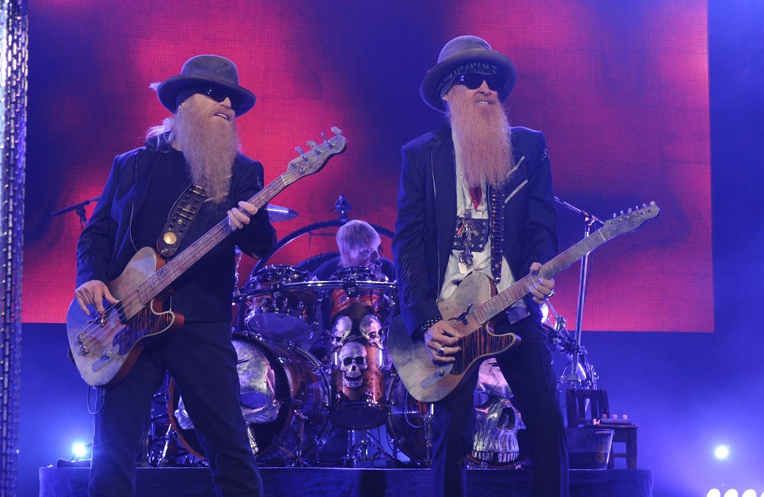 ZZ Top cancelled their Los Angeles concert hours before showtime due to insurmountable obstacles