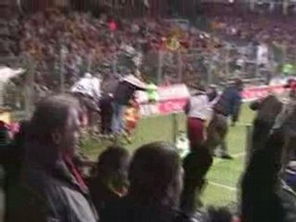 VIDEOS TRIBUNE Lens-Losc Derby 2003 - 09 - Les Rt Se Bougent