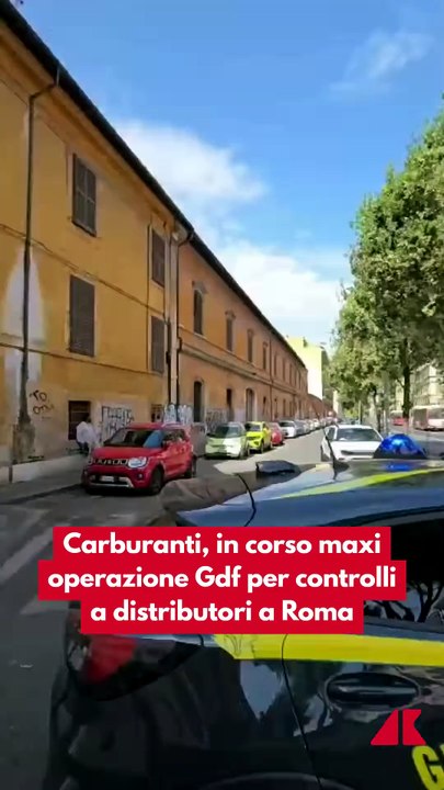 Sbircia la Notizia Magazine - Carburanti annacquati a Roma: blitz della Guardia di Finanza