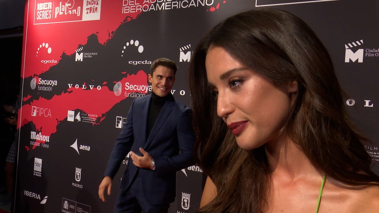 María Pedraza y Álex González, cruce de piropos sobre la alfombra roja