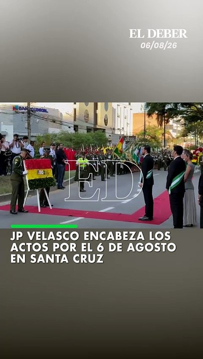 El gobernador de Santa Cruz, Juan Pablo Velasco, encabeza los actos oficiales en la capital cruceña. Autoridades departamentales y municipales asisten a la ofrenda floral ante el monumento a Simón Bolívar, en la avenida Irala.