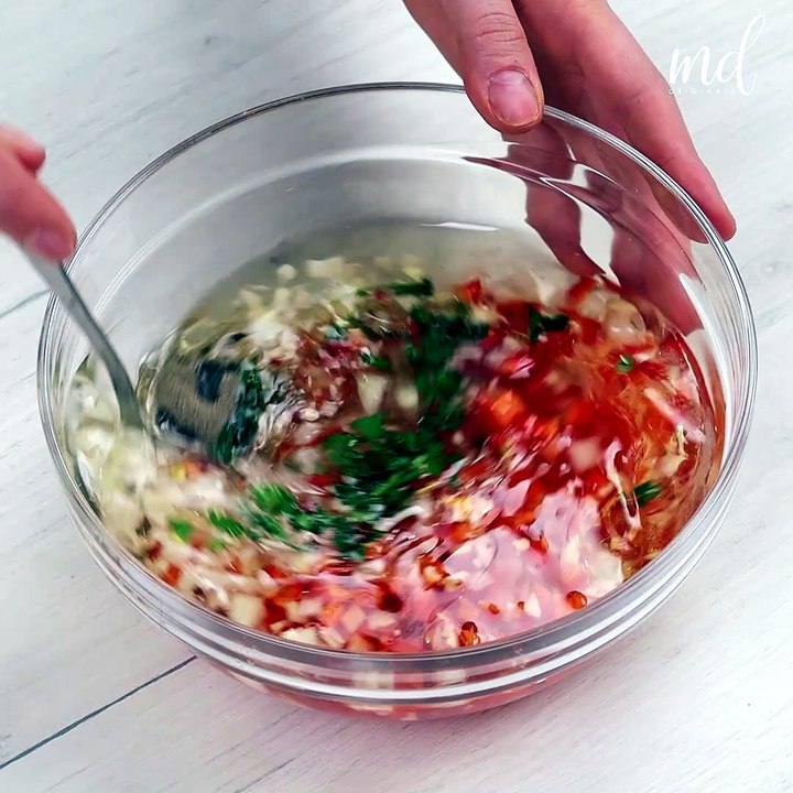 You'll never cook potatoes differently after seeing this recipe! 🥔😋