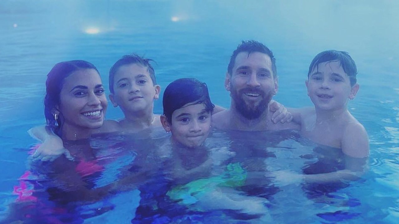 Leo Messi y Antonela Roccuzzo, días en Los Alpes con sus hijos