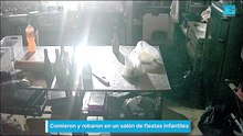 Comieron y robaron en un salón de fiestas infantiles