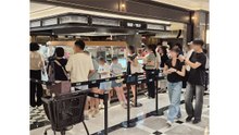 [기업] 신세계 강남 식품관, 재단장 1년 만에 구매 고객 1천만 명 돌파 / YTN