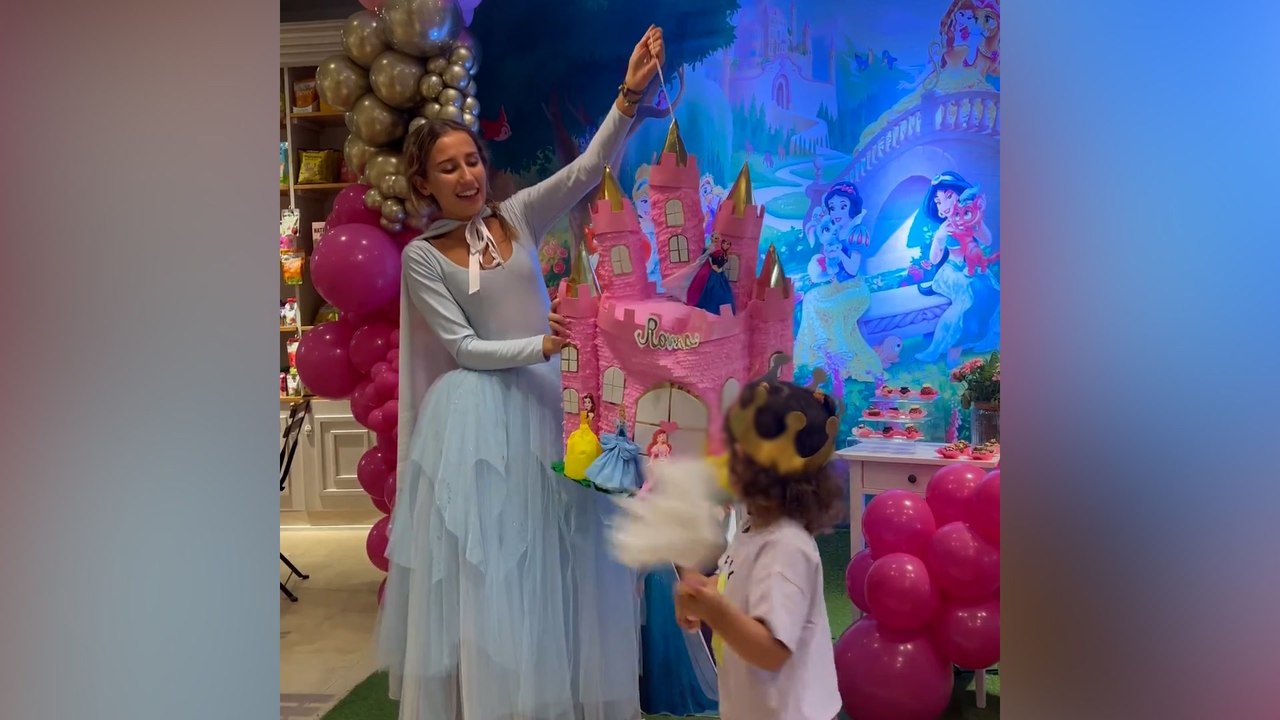 El divertido cumpleaños de Roma, la hija de Laura Escanes, entre princesas y escalada