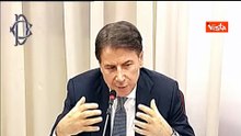 Covid, Conte: Nessuna selezione sugli anziani, la tutela della vita non ha limiti d'età