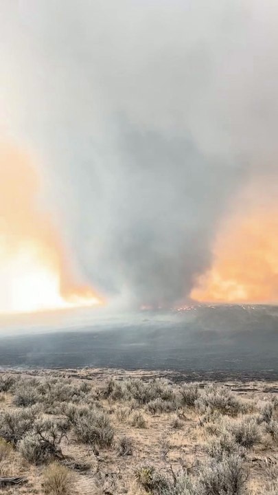Rare 'Firenado' Caught on Camera During Oregon Wildfires