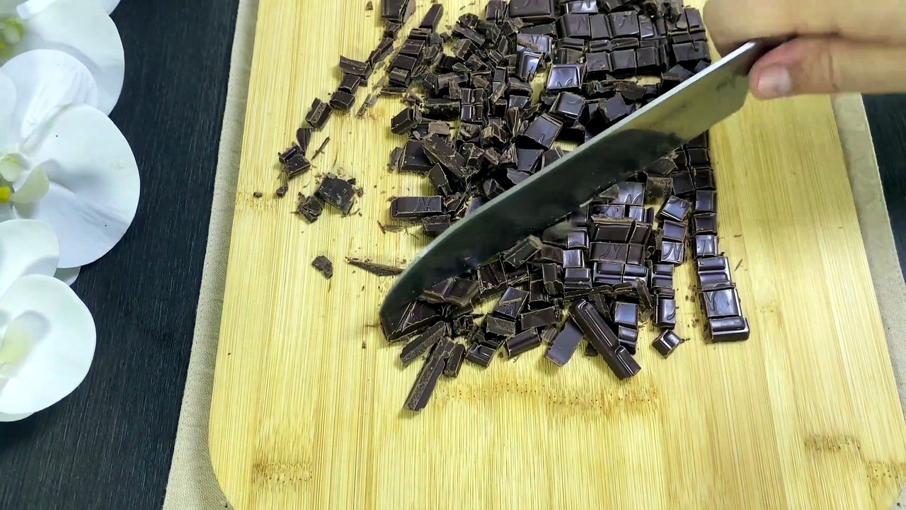 Don't Bake Another Chocolate Cake Until You Try This Oreo Cake! So Moist & Fluffy!