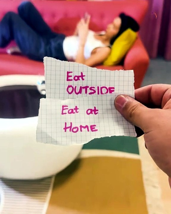 Eat inside or outside 🤔🤣