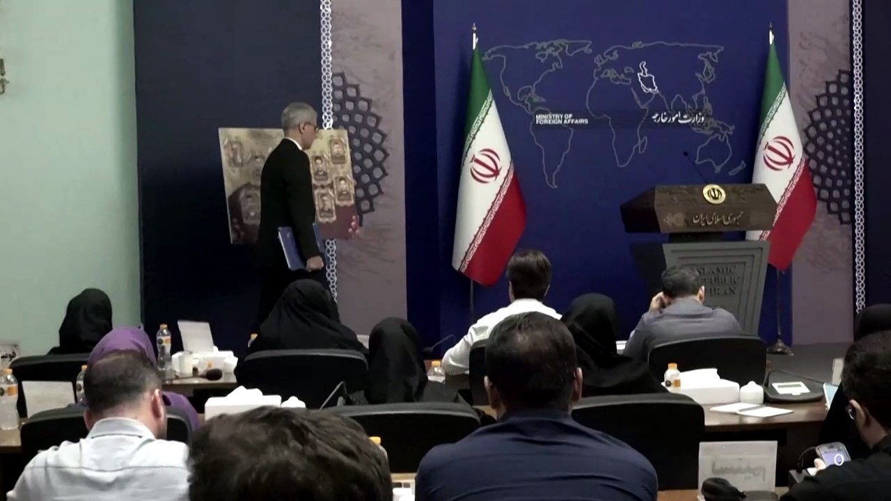 Irán afirma haber alcanzado un acuerdo con Omán sobre una nueva ruta de navegación en Ormuz