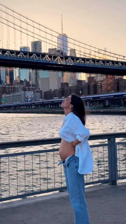 El original vídeo por las calles de Nueva York con el que la influencer Mery Turiel ha anunciado que está embarazada
