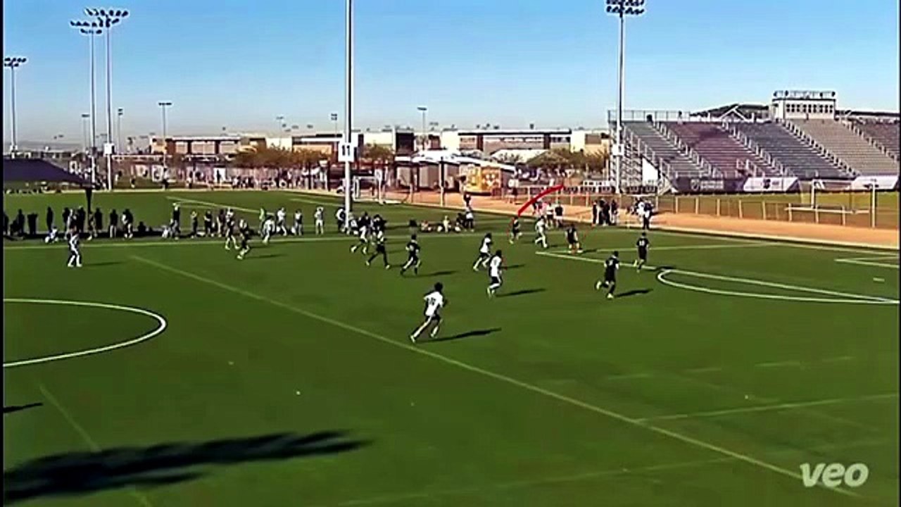 Así juega Lucas Lederhandler, hondureño de 16 años que firmó con el FC Barcelona