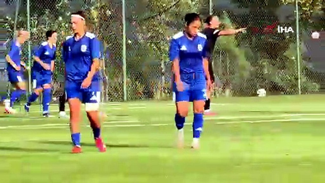 Hazırlık maçı: Beşiktaş Kadın Futbol Takımı: 3 - FOMGET: 1 | Ajansspor | IHA
