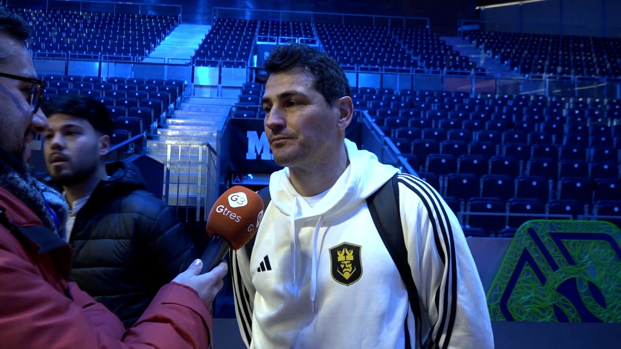 La reacción de Iker Casillas a sus fotos con Claudia Bavel