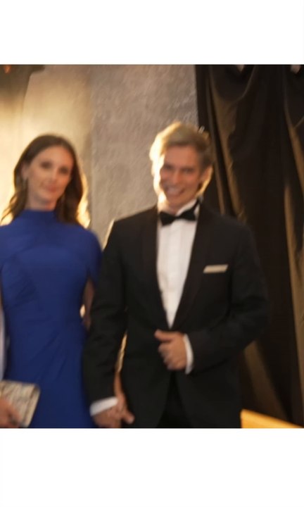 Gif Carlos Baute y mujer sin audio
