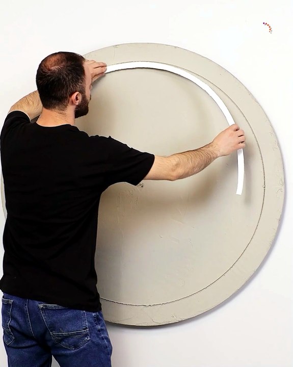 Recreate the Moon in your own room! 🌚🌙