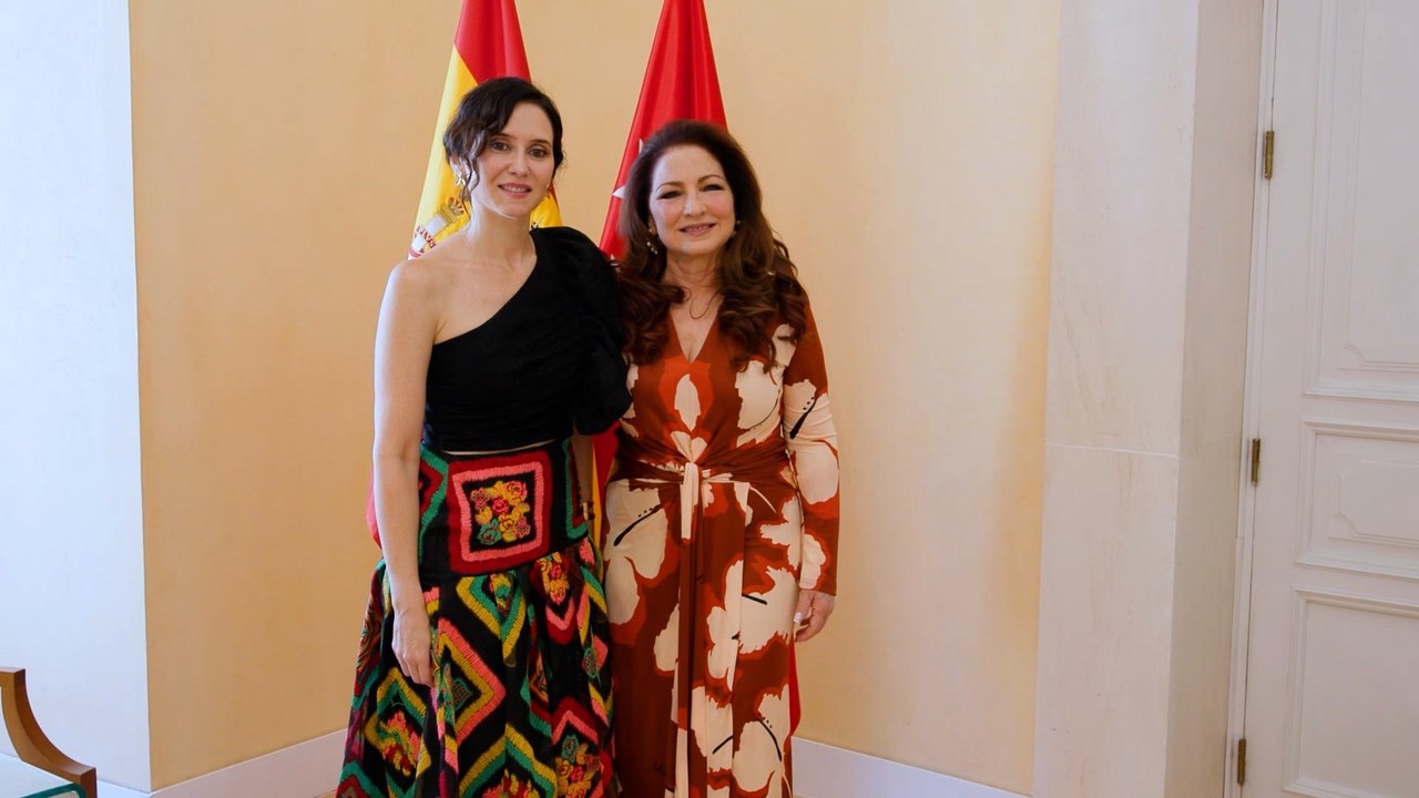 GLORIA ESTEFAN Y AYUSO-