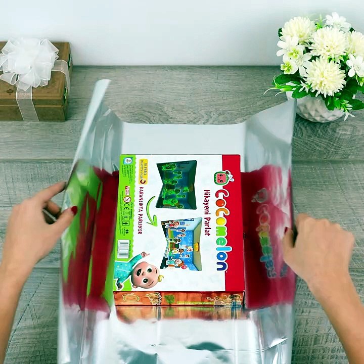 The easiest way to wrap a tricky gift 🎁🎁