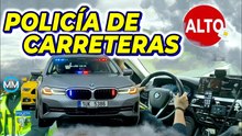 ¡Persecución policiaca! Un día con la patrulla de carretera en un BMW 540i