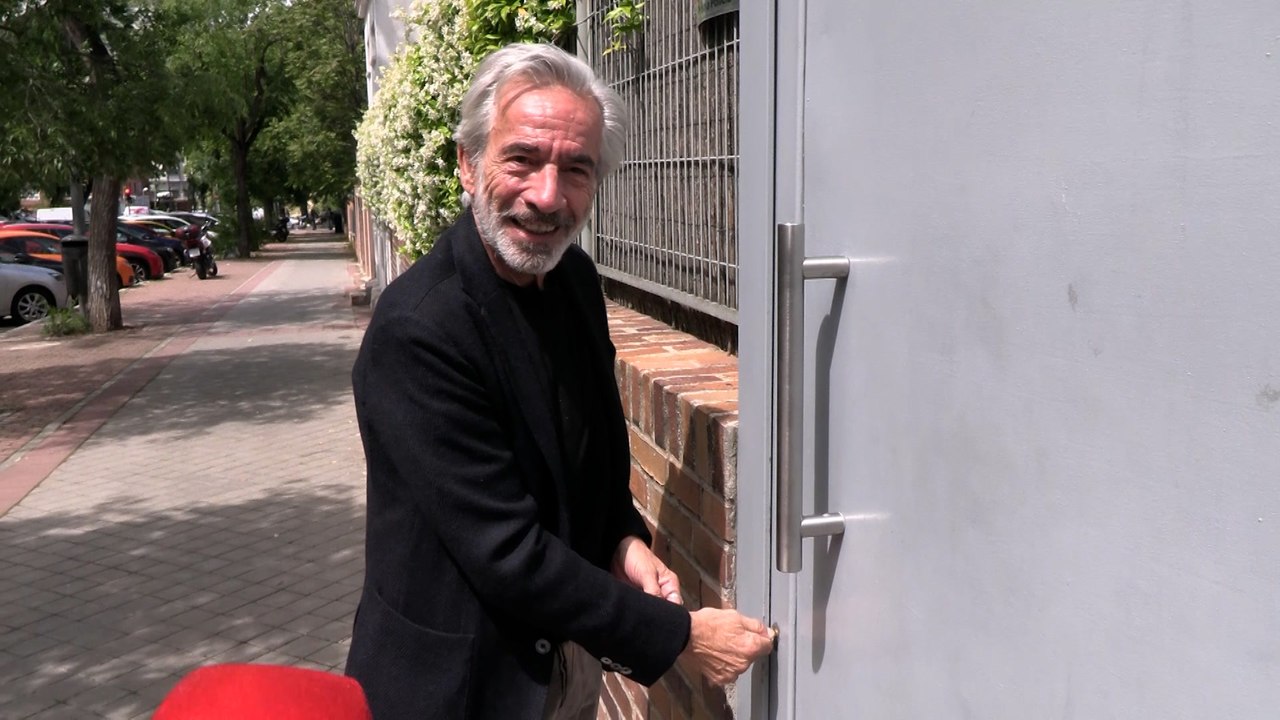 Primeras palabras de Imanol Arias tras converti...