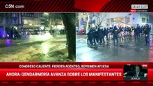 Las fuerzas de seguridad desataron una impresionante represión a las afueras del Congreso de la Nación