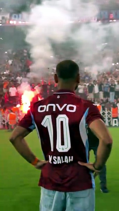 Receção de Mohamed Salah no Trabzonspor