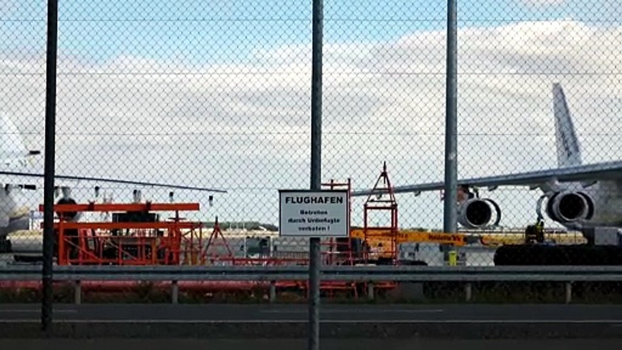 Alemania investiga el hallazgo de un dron con carga explosiva en el aeropuerto de Leipzig
