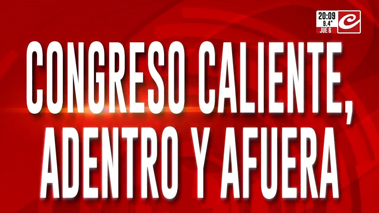 ¡Furia y caos en el Congreso! Volvieron los manifestantes, tiraron vallas y hay diez detenidos