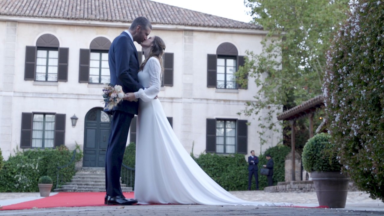 Así fue la ceremonia y la celebración de la boda de Álex Luyk y Elena Afonso