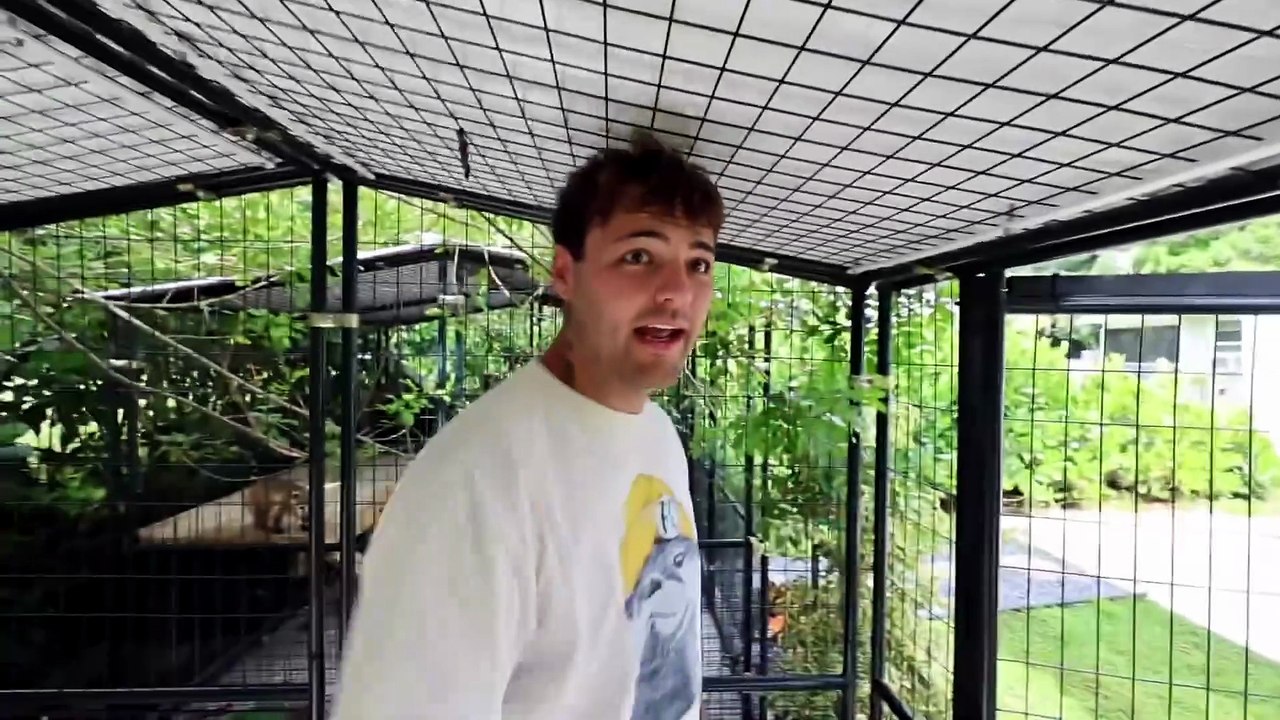 I Bought a SKUNK for My BackYard FARM!!