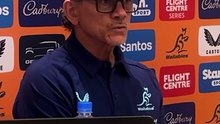 Kiss seeks balance in first Test at Wallabies helm
