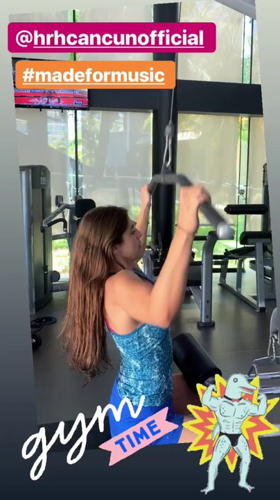 Michelle Renaud y su rutina de ejercicios en vacaciones