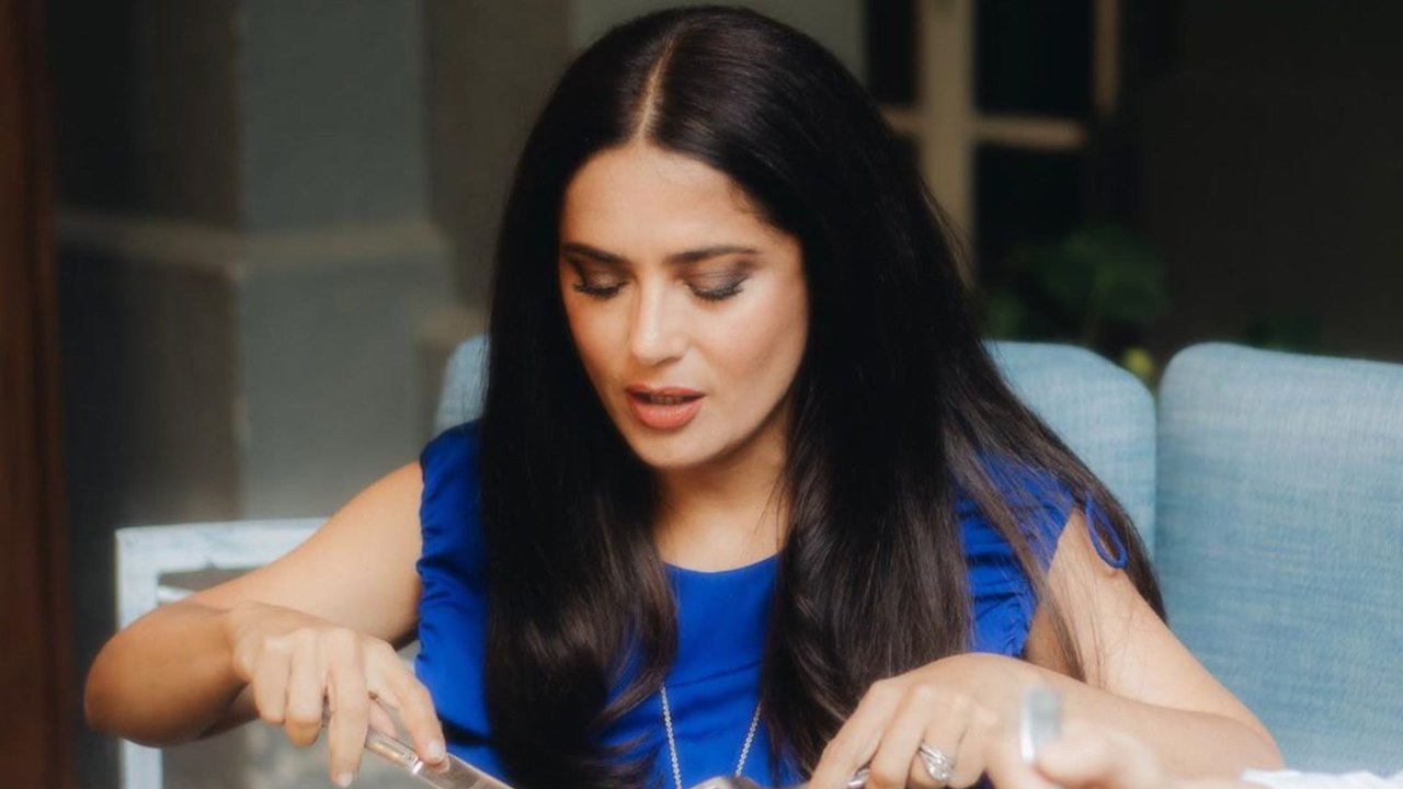 Salma-hayek-comida-Salma Hayek disfruta de un d...