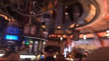 Hijo de Dayanara Torres y Marc Anthony en Disneyland