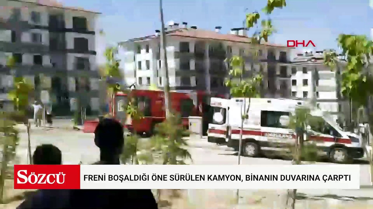 Freni boşaldığı öne sürülen kamyon, binanın duvarına çarptı