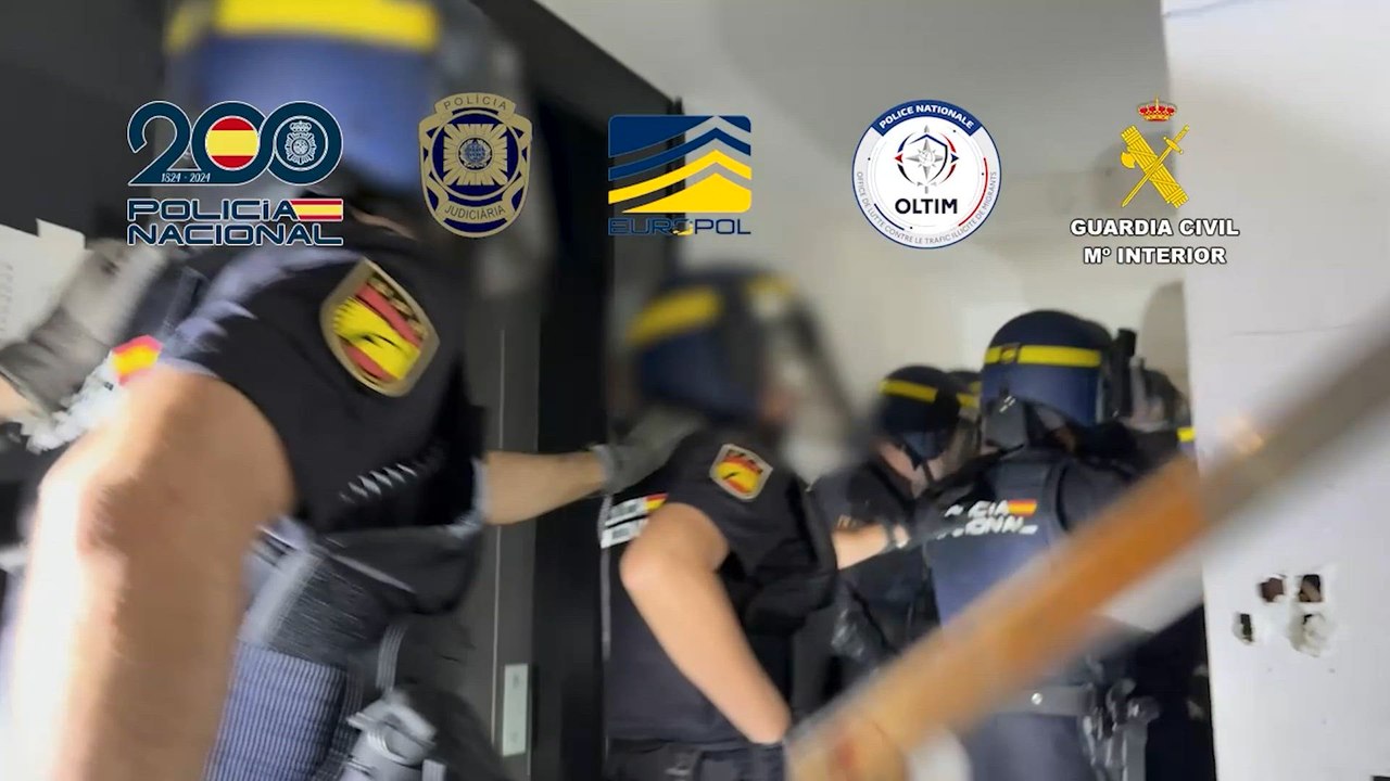 La Policía Nacional y la Guardia Civil desarticulan una de las mayores redes de tráfico marítimo de personas