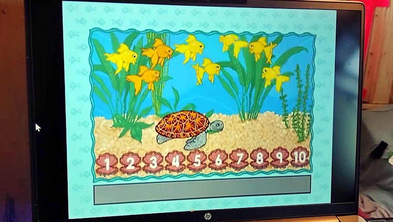 Rusty and Rosy: Letter G - Ten Little Goldfish