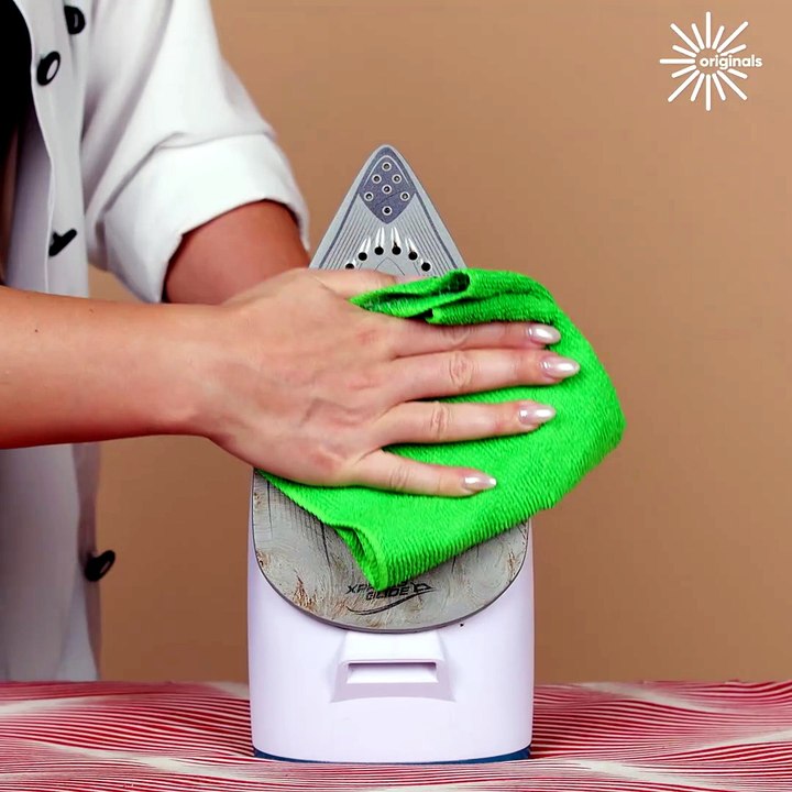 Next-level onion hacks you didn’t know you needed! 🧅✨