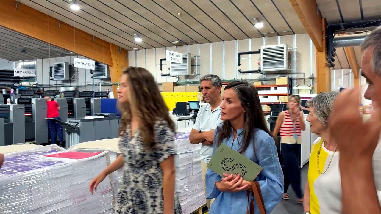 La Reina Letizia, Leonor y Sofía muestran su lado más cercano durante su visita a Esment