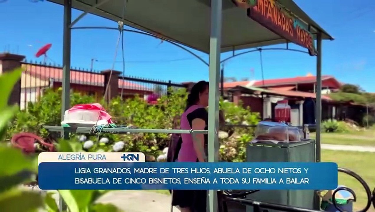mqn-en-este-puesto-de-empanadas-de-rancho-redondo-la-duena-baila-rie-y-alegra-a-quien-llega-280426 [Full Movie]