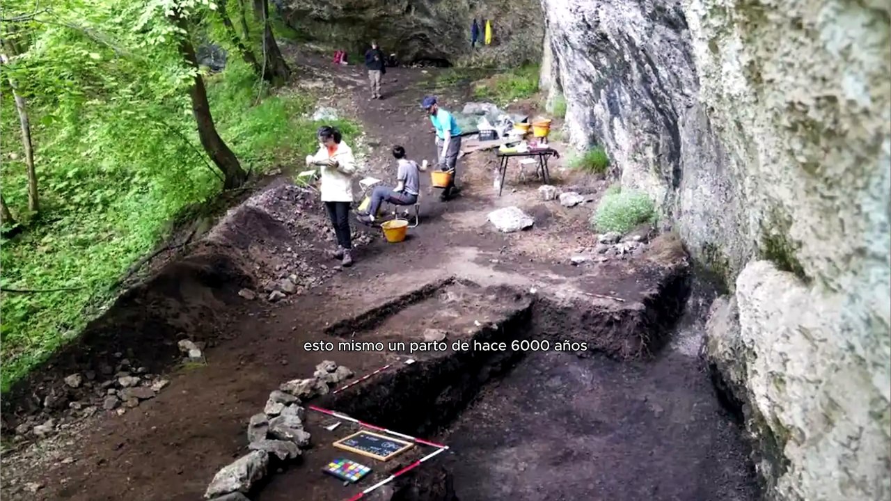 Hallan en las Dolomitas la prueba más antigua de un parto asistido: ocurrió hace 6.000 años en pleno Neolítico