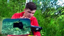 Encontramos una Isla de El Juego del Calamar 3 mientras pescábamos con imán!